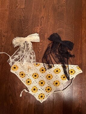 Sunflower Bandana and bow hair clips